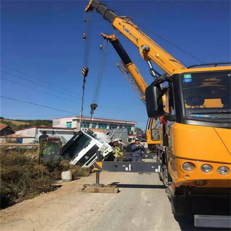 蓝山吊车道路救援多少钱